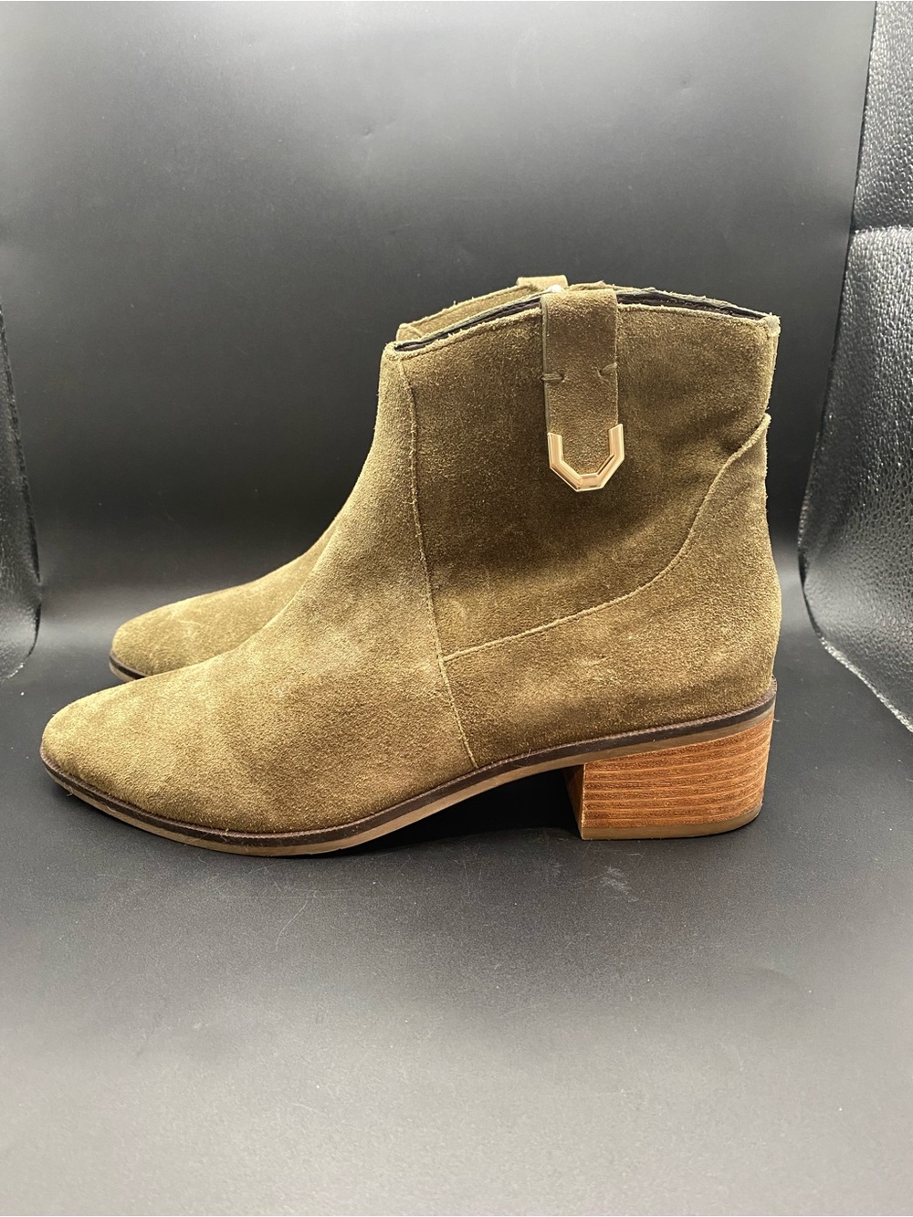 Cole Haan Maci Olive Green Suede Leather Side Zip Ankle Pointy Boots Women 8B